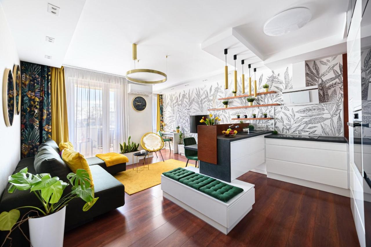 Hid19 Apartman Gyor Belvaros-Free Parking-Terrace Az Rq Vizi Elmenypark Es Gyogyfuerdonel 外观 照片
