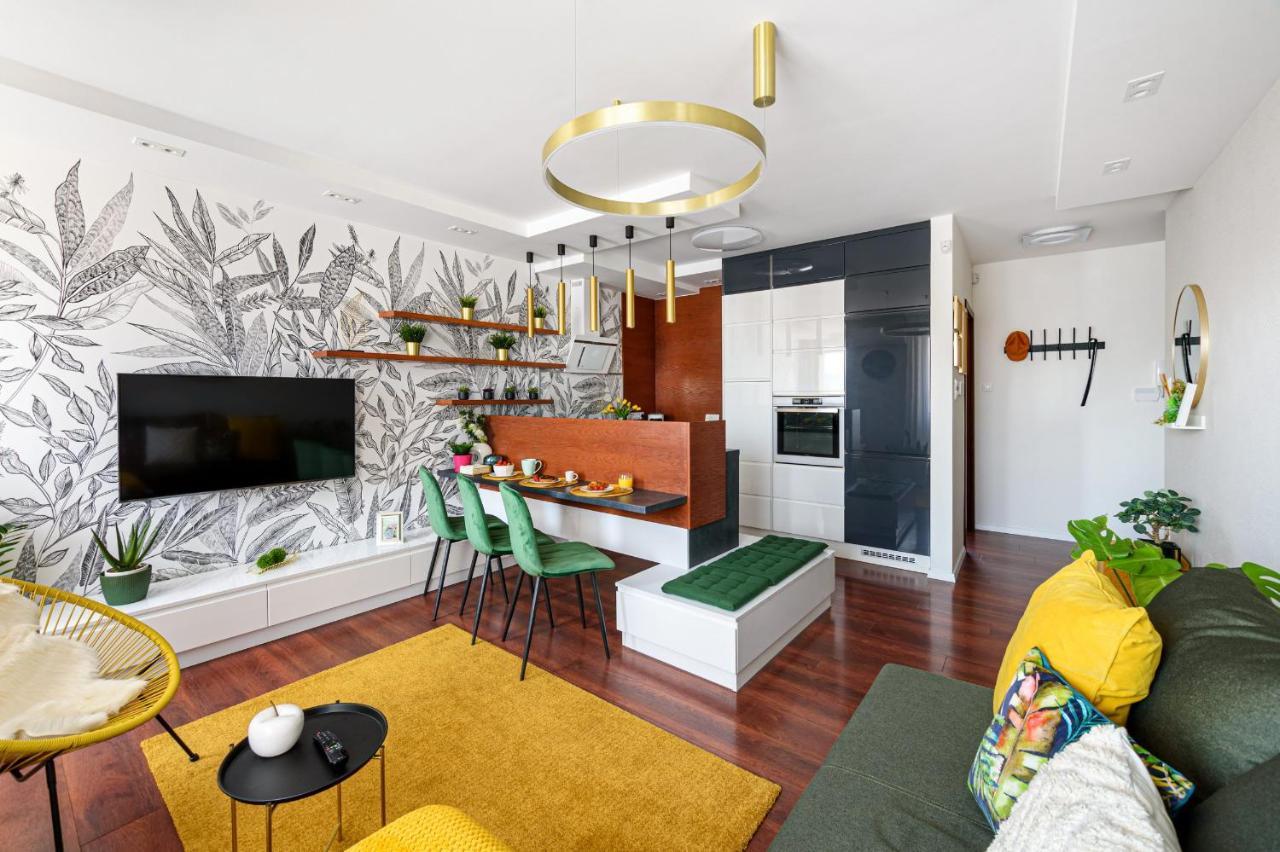 Hid19 Apartman Gyor Belvaros-Free Parking-Terrace Az Rq Vizi Elmenypark Es Gyogyfuerdonel 外观 照片