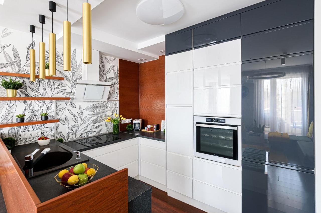Hid19 Apartman Gyor Belvaros-Free Parking-Terrace Az Rq Vizi Elmenypark Es Gyogyfuerdonel 外观 照片
